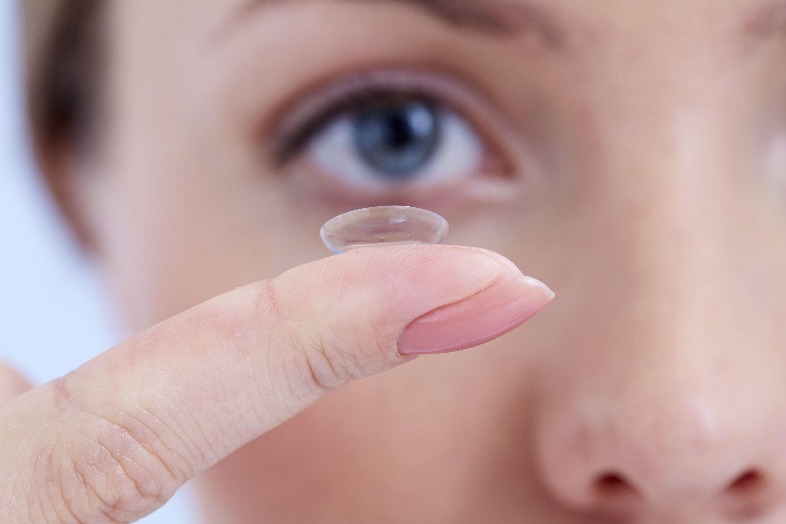 Manuseamento e higiene das lentes de contacto